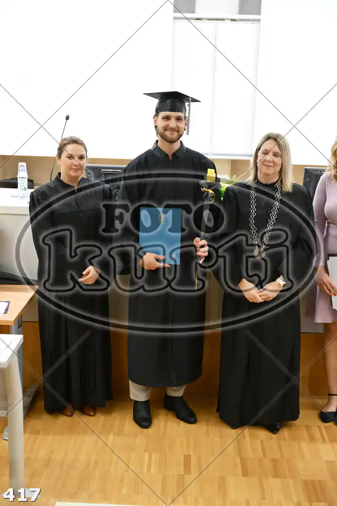 09:00h 9 - FotoKurti