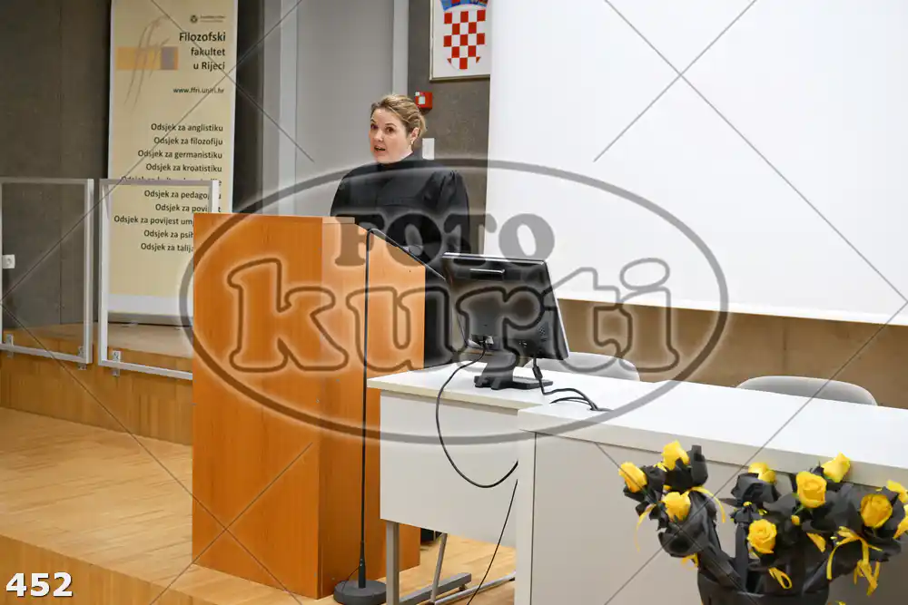 09:00h 8 - FotoKurti