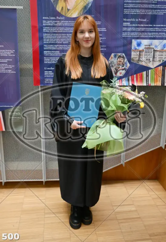 09:00h 8 - FotoKurti