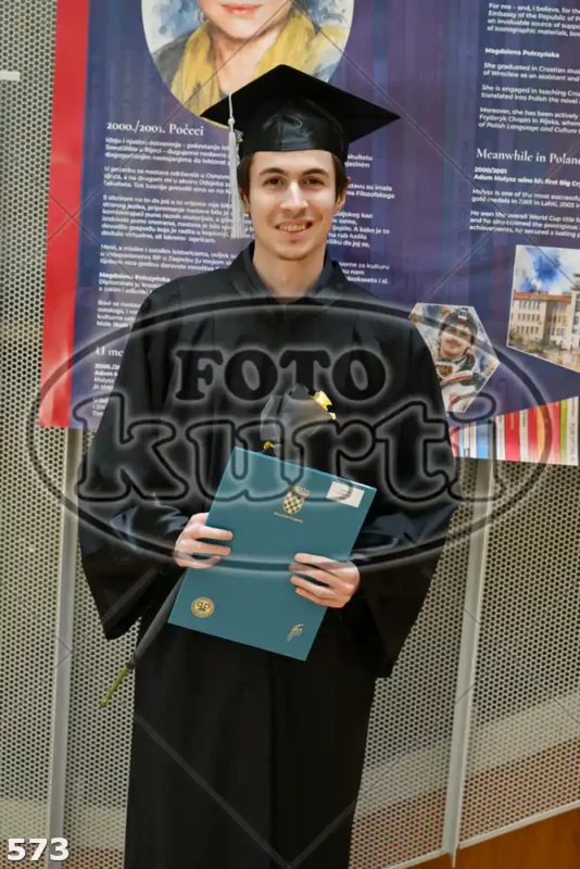 09:00h 9 - FotoKurti
