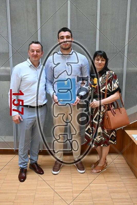 11.07. Filozofski fakultet 1 - FotoKurti