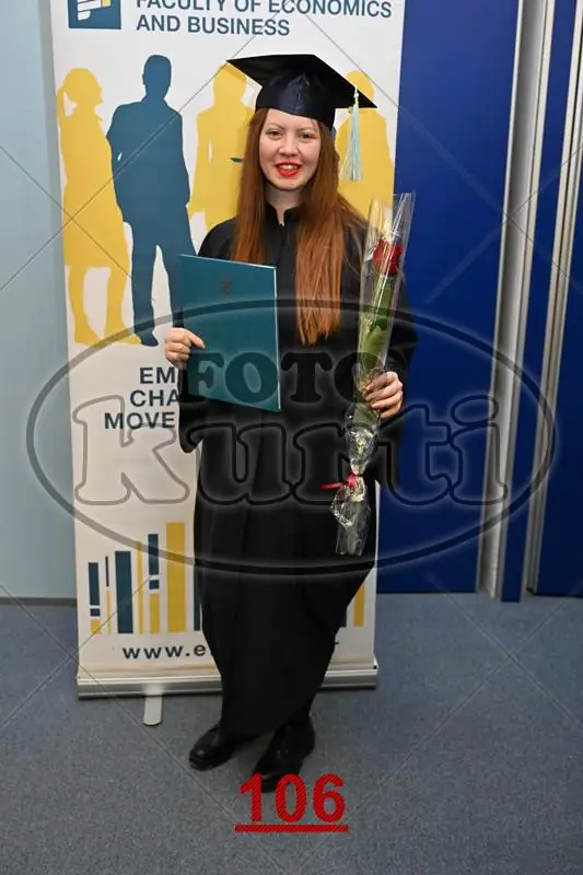 9:30h 10 - FotoKurti
