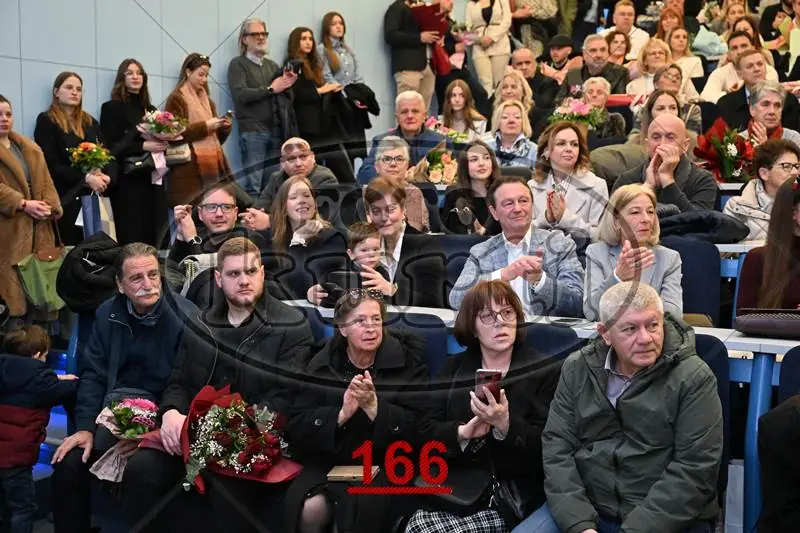9:30h 10 - FotoKurti