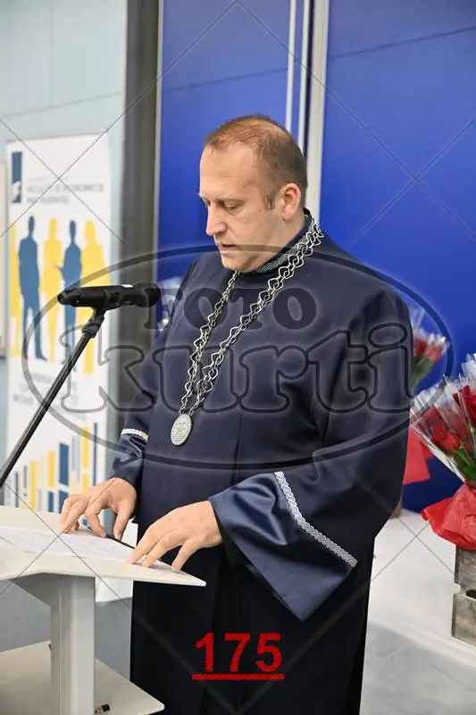9:30h 7 - FotoKurti