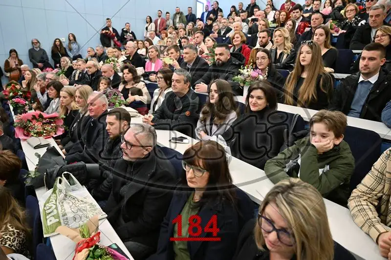 9:30h 4 - FotoKurti