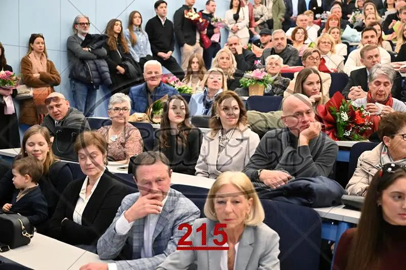 9:30h 11 - FotoKurti