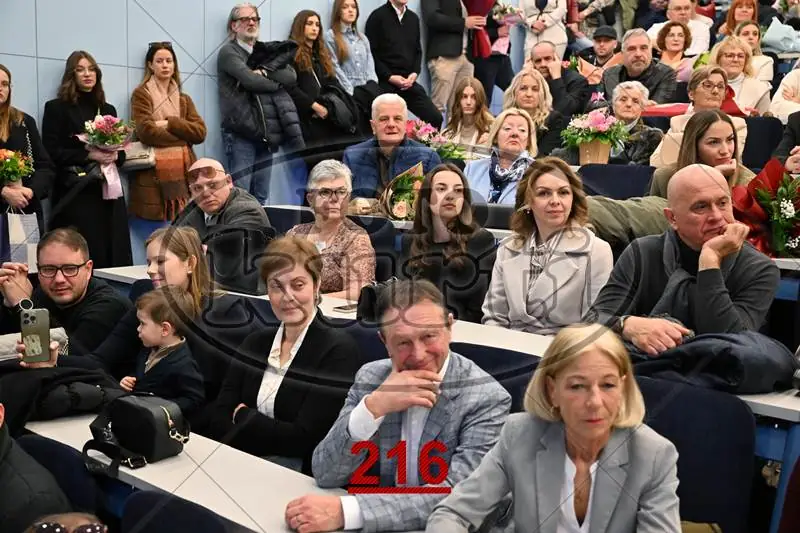 9:30h 12 - FotoKurti