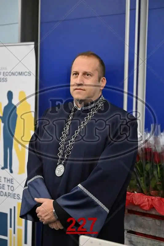 9:30h 11 - FotoKurti