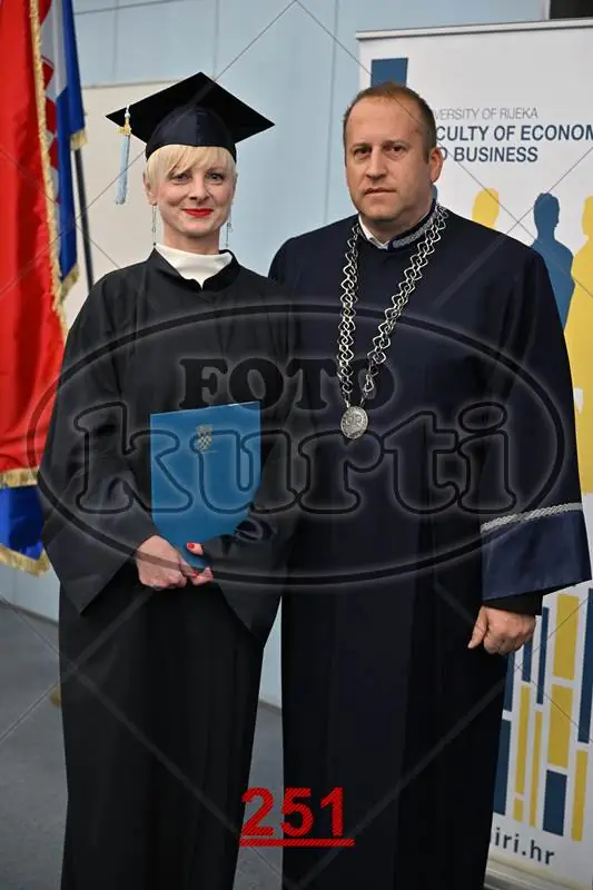 9:30h 11 - FotoKurti