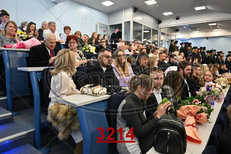 15:30h 11 - FotoKurti