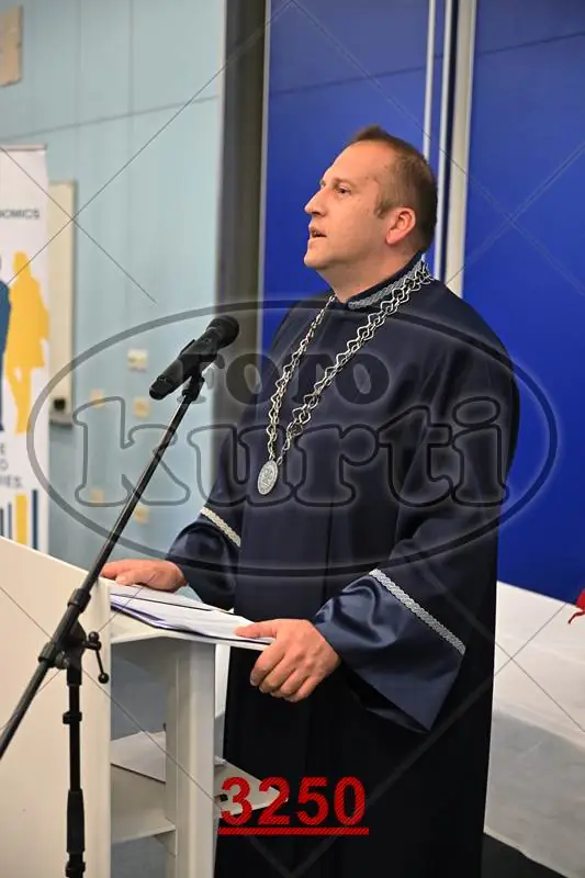 15:30h 11 - FotoKurti