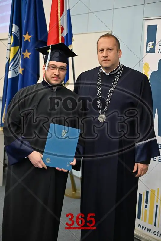 9:30h 5 - FotoKurti
