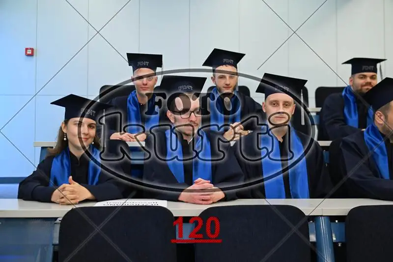 09.07. Informatika 12 - FotoKurti