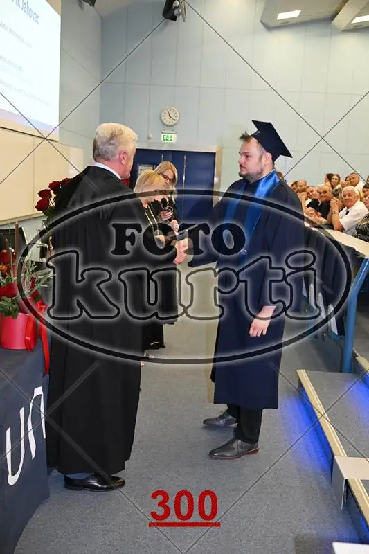 09.07. Informatika 12 - FotoKurti