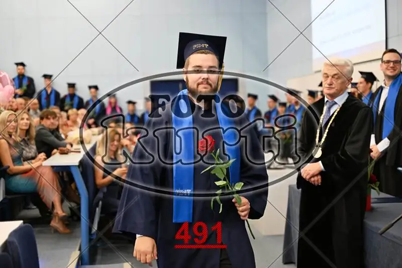 09.07. Informatika 11 - FotoKurti