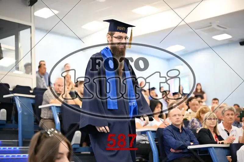 09.07. Informatika 11 - FotoKurti