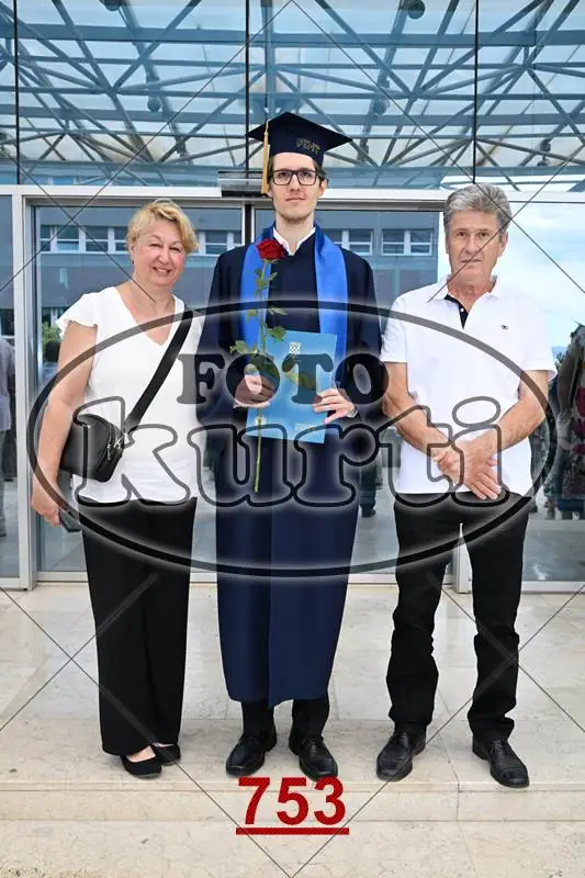 09.07. Informatika 9 - FotoKurti