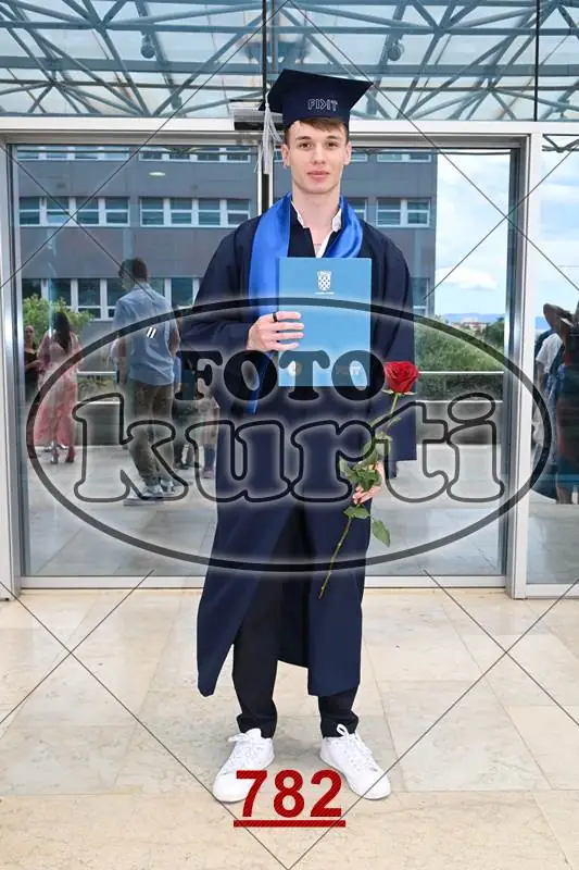 09.07. Informatika 2 - FotoKurti