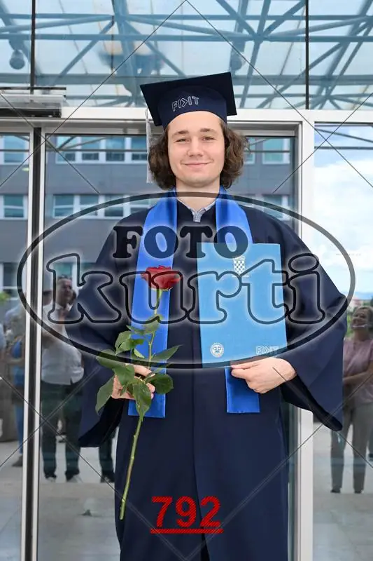 09.07. Informatika 12 - FotoKurti