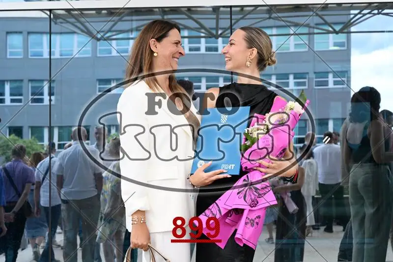 09.07. Informatika 11 - FotoKurti