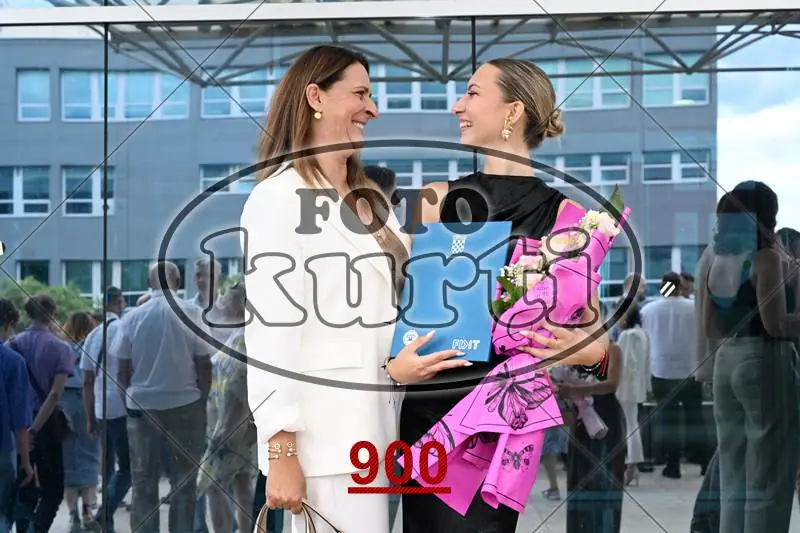 09.07. Informatika 12 - FotoKurti