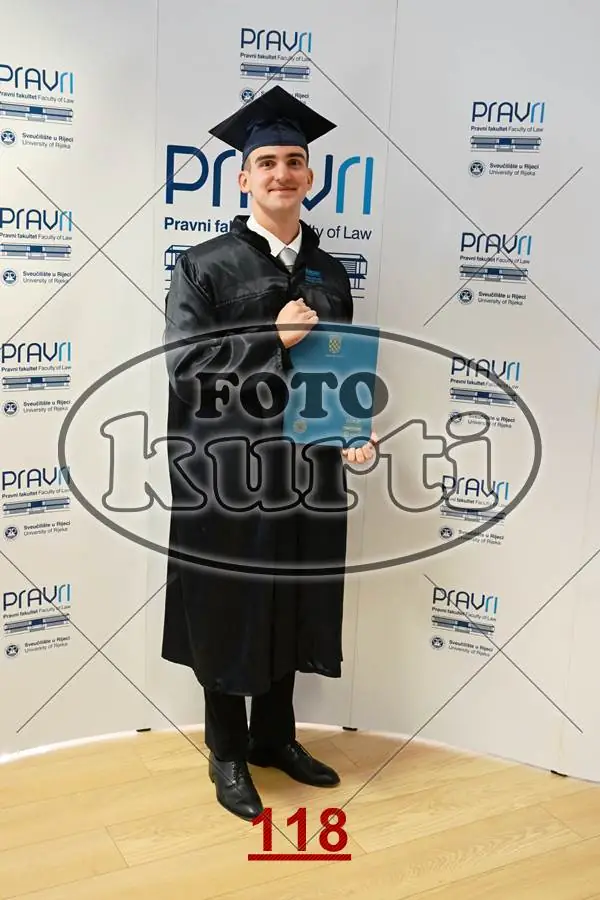 10:00h 10 - FotoKurti