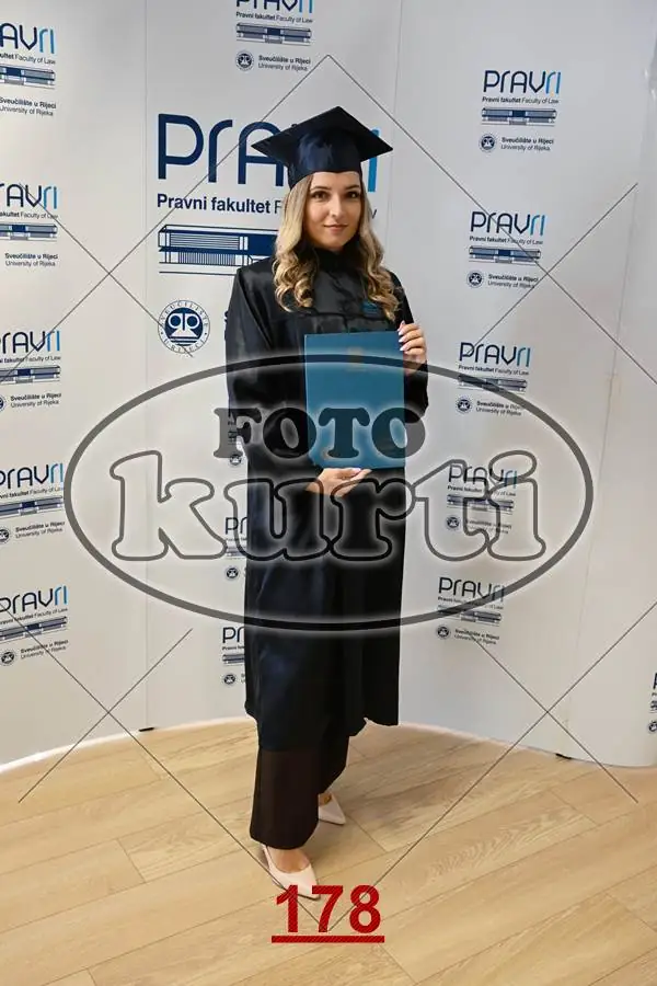 10:00h 10 - FotoKurti