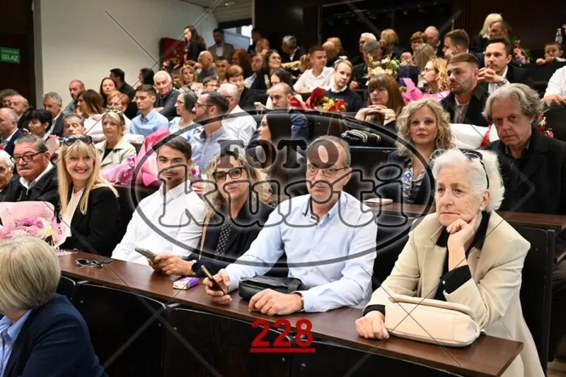 10:00h 12 - FotoKurti