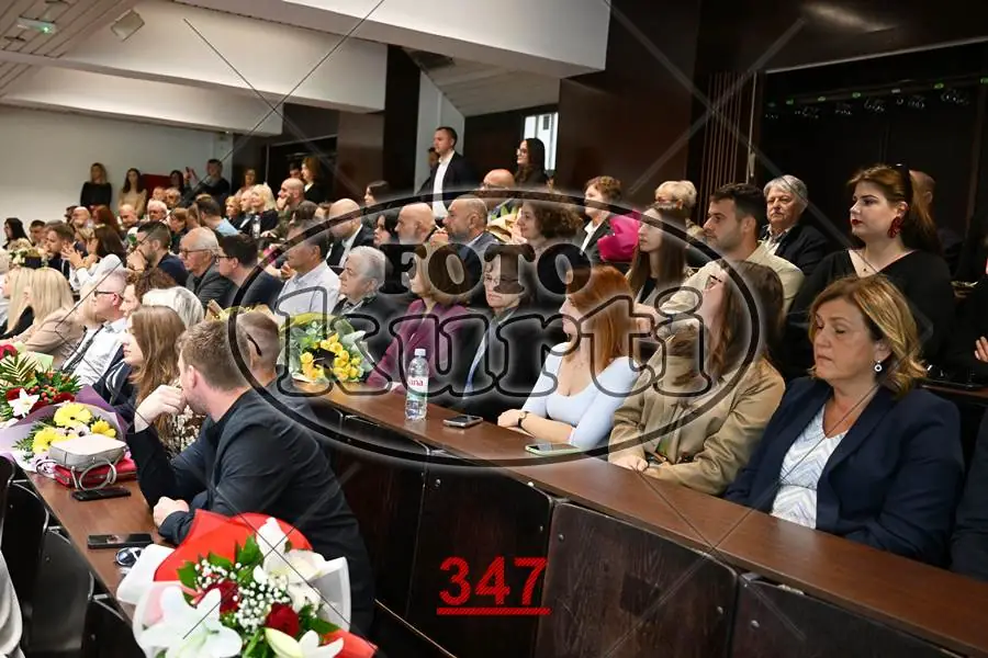 10:00h 11 - FotoKurti