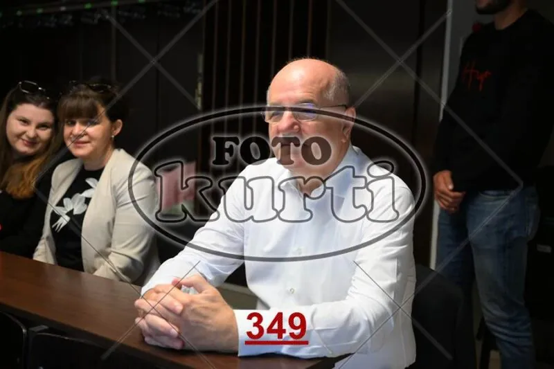 10:00h 1 - FotoKurti