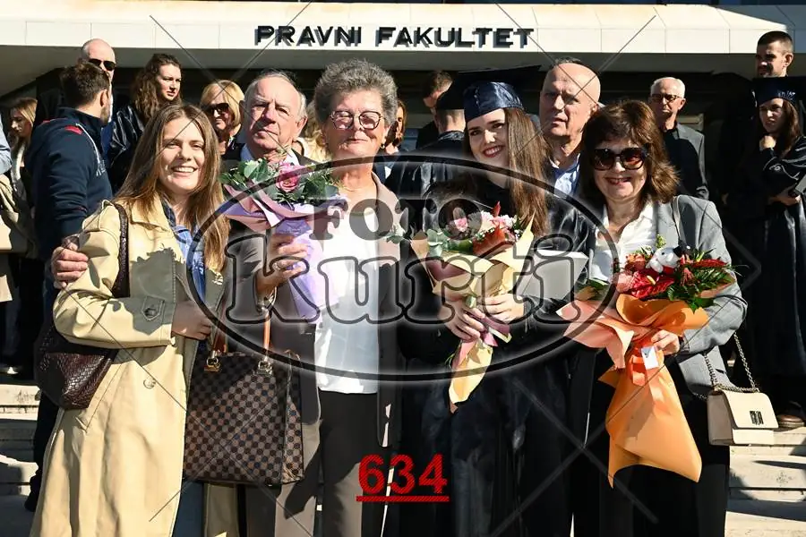 10:00h 10 - FotoKurti