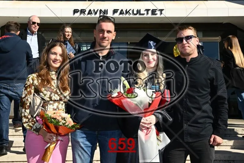 10:00h 11 - FotoKurti