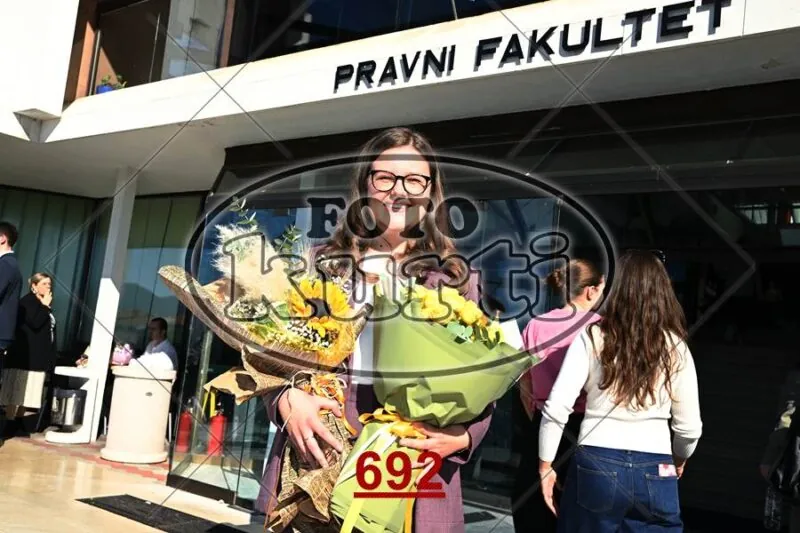 10:00h 8 - FotoKurti