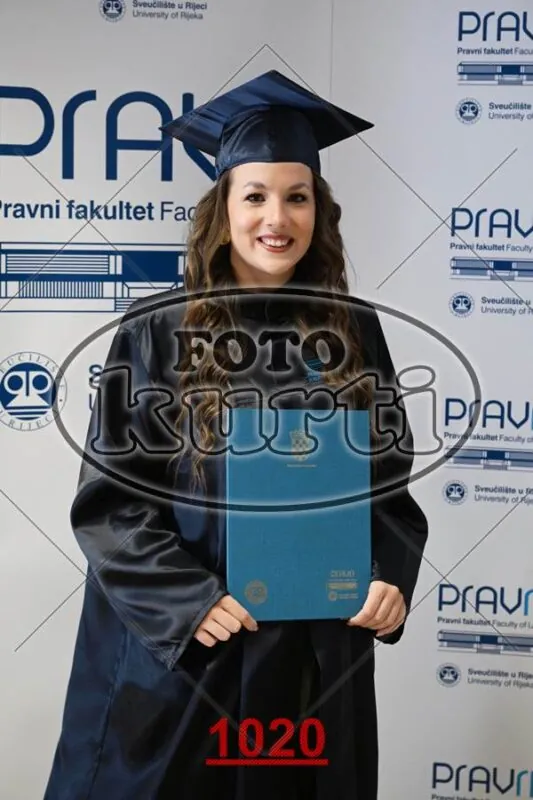 12:00h 9 - FotoKurti