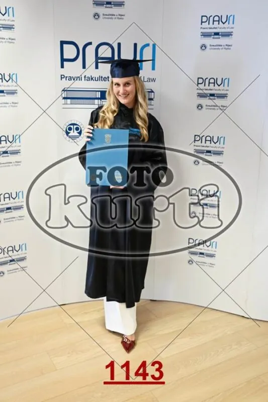 12:00h 12 - FotoKurti