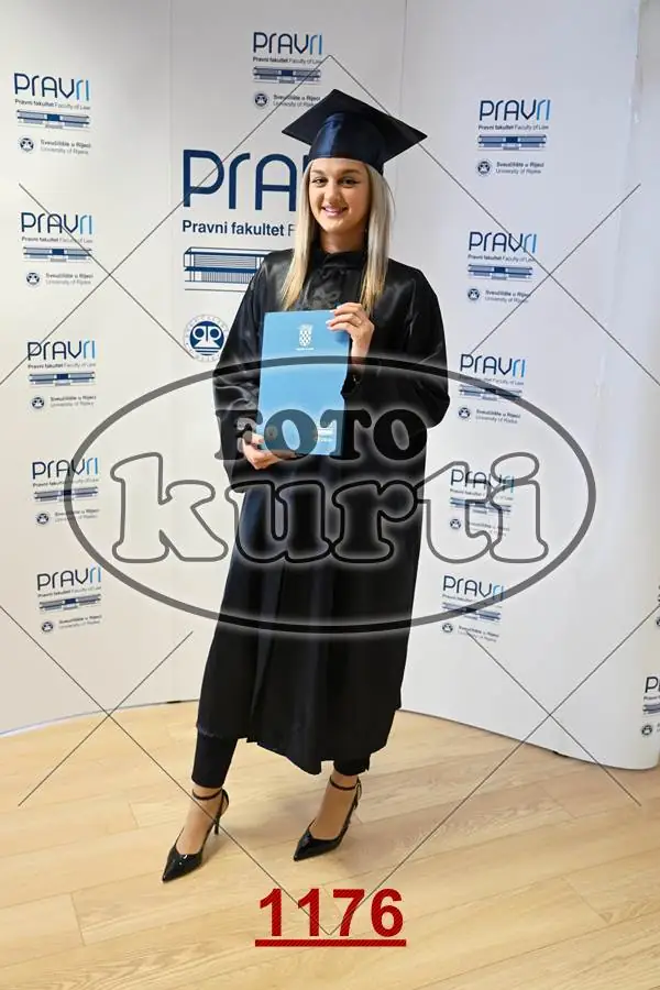 12:00h 9 - FotoKurti