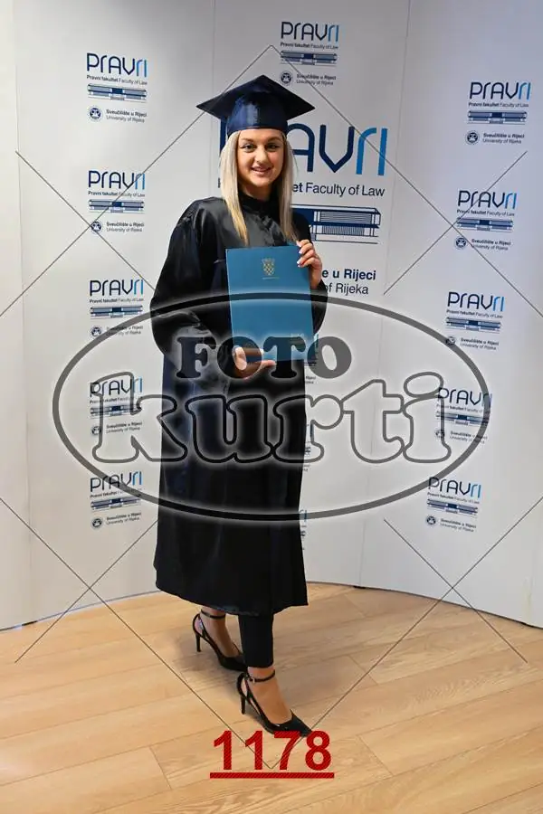 12:00h 11 - FotoKurti