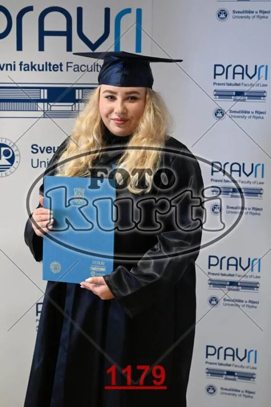 12:00h 12 - FotoKurti