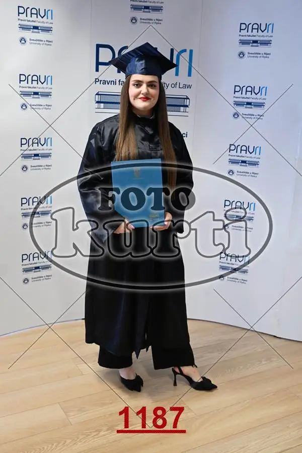12:00h 8 - FotoKurti