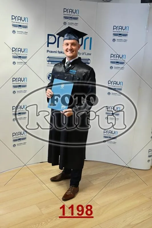 12:00h 7 - FotoKurti