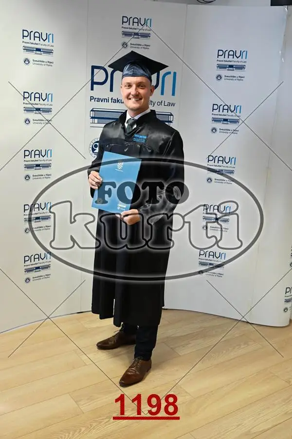 12:00h 7 - FotoKurti