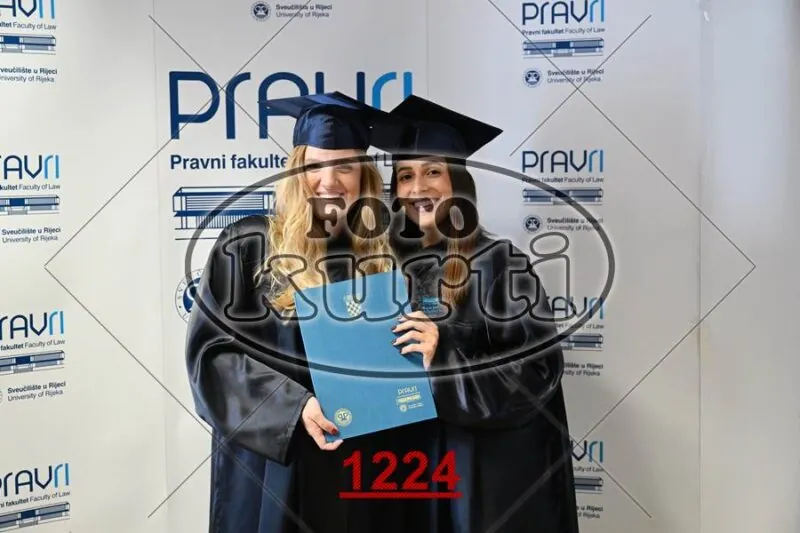 12:00h 9 - FotoKurti