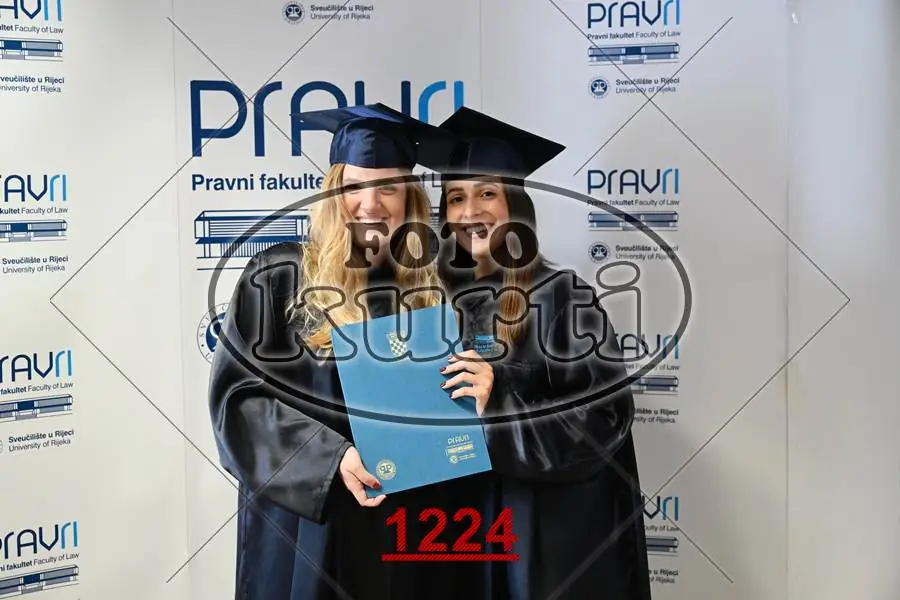 12:00h 9 - FotoKurti