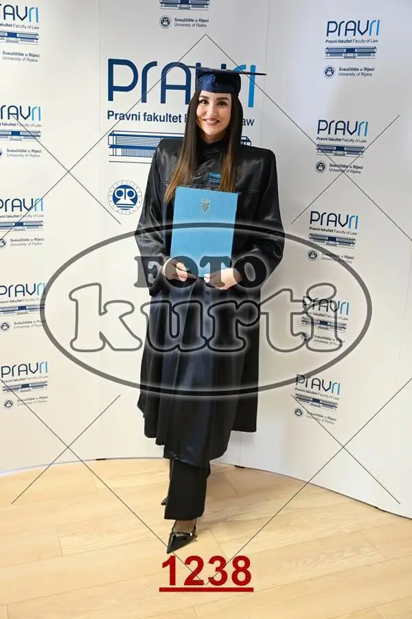 12:00h 11 - FotoKurti