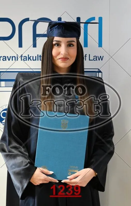 12:00h 12 - FotoKurti