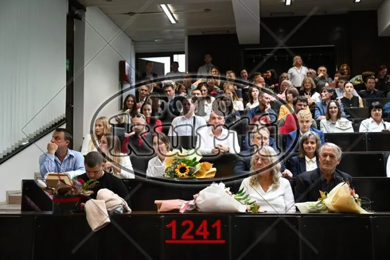 12:00h 2 - FotoKurti