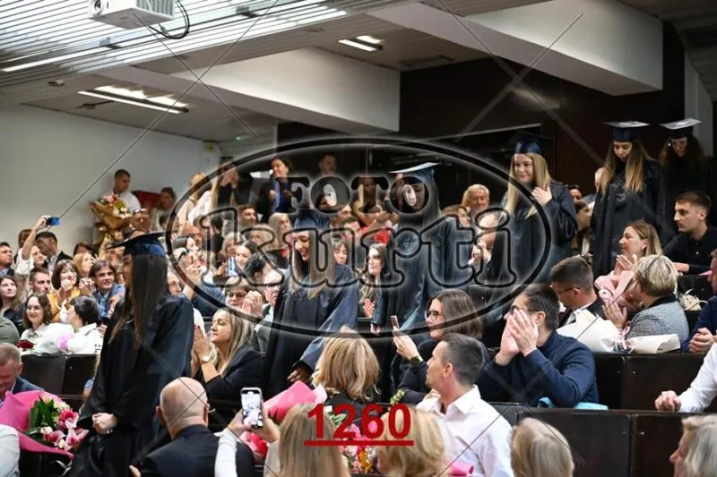12:00h 9 - FotoKurti