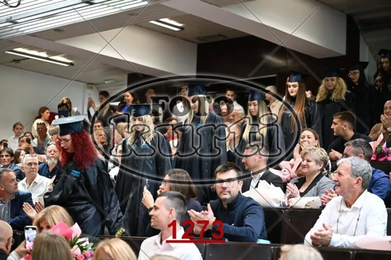 12:00h 10 - FotoKurti