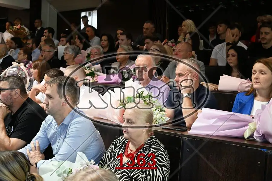 12:00h 4 - FotoKurti