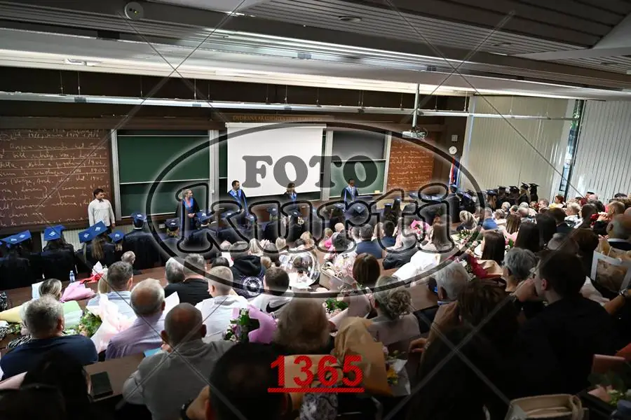 12:00h 6 - FotoKurti